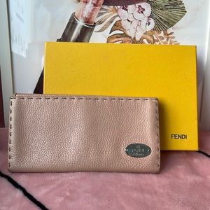 FENDI SELLERIA LIGHT PINK WALLET